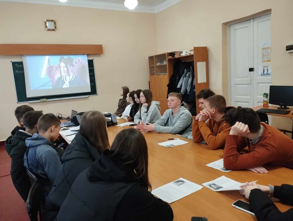 C:\Users\1\Desktop\Фото ЖІНКИ\481714900_1121103216371757_6576547551302283503_n.jpg