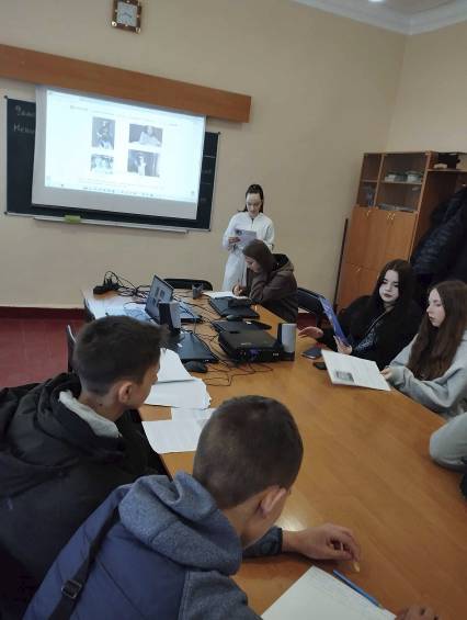 C:\Users\1\Desktop\Фото ЖІНКИ\484102460_2079680442454724_7987482739716256314_n (1).jpg
